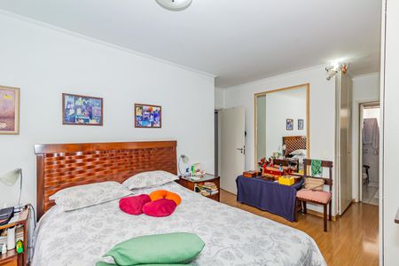 Apartamento à venda com 134m², 3 quartos e 2 vagas Apartamento à venda com 134m², 3 quartos e 2 vagasSuíte 1