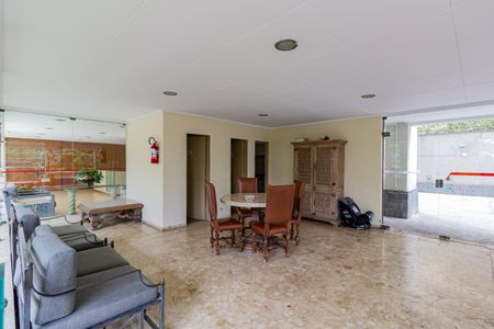 Apartamento à venda com 134m², 3 quartos e 2 vagas Apartamento à venda com 134m², 3 quartos e 2 vagasÁrea comum - Salão de festas