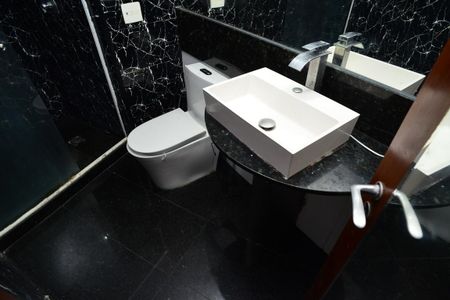 Apartamento para alugar com 60m², 2 quartos e 1 vaga Apartamento para alugar com 60m², 2 quartos e 1 vagaBanheiro