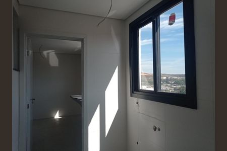 Apartamento à venda com 3 quartos, 95m² em Cabral, Contagem