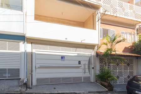 Fachada de casa para alugar com 3 quartos, 115m² em Vila da Oportunidade, Carapicuíba