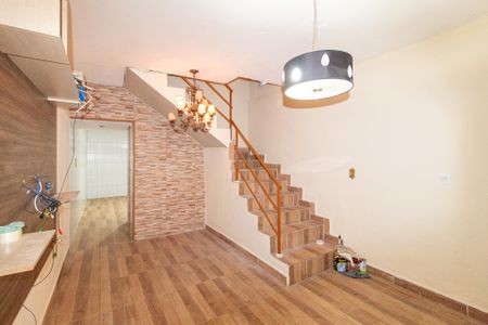 Sala de casa para alugar com 3 quartos, 115m² em Vila da Oportunidade, Carapicuíba