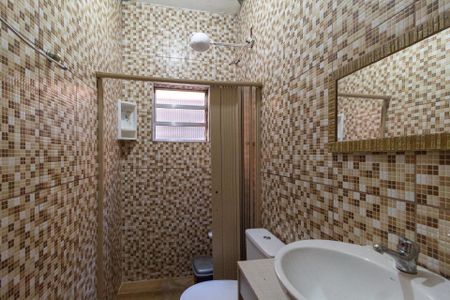 Casa para alugar com 115m², 3 quartos e 1 vaga Casa para alugar com 115m², 3 quartos e 1 vagaBanheiro 1