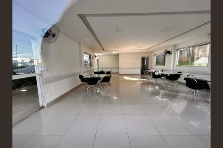 Apartamento à venda com 2 quartos, 31m² em Chacaras Reunidas Santa Terezinha, Contagem