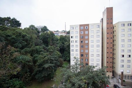 Vista Sala de apartamento à venda com 2 quartos, 56m² em Jardim Vivan, São Paulo