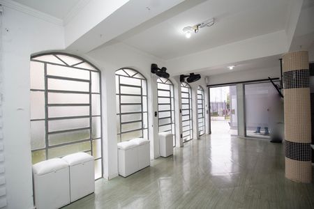 Apartamento à venda com 56m², 2 quartos e 1 vaga Apartamento à venda com 56m², 2 quartos e 1 vagaÁrea comum - Salão de festas