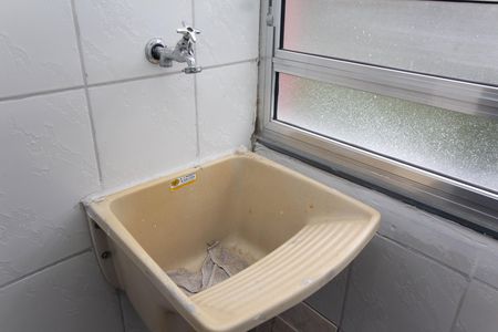 Área de Serviço de apartamento à venda com 2 quartos, 56m² em Jardim Vivan, São Paulo