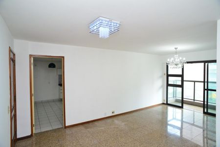 Sala de apartamento para alugar com 4 quartos, 139m² em Barra da Tijuca, Rio de Janeiro