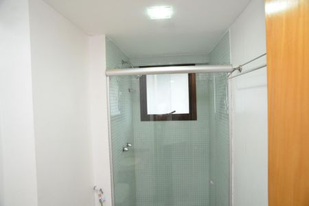 Apartamento para alugar com 139m², 4 quartos e 2 vagas Apartamento para alugar com 139m², 4 quartos e 2 vagasBanheiro Suíte