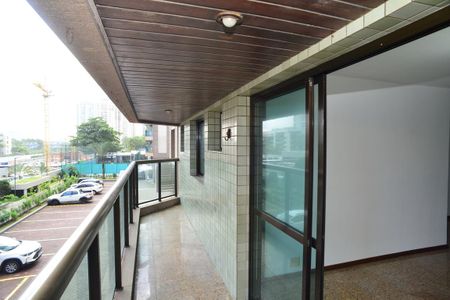 Varanda de apartamento para alugar com 4 quartos, 139m² em Barra da Tijuca, Rio de Janeiro
