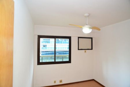 Apartamento para alugar com 139m², 4 quartos e 2 vagas Apartamento para alugar com 139m², 4 quartos e 2 vagasQuarto 2