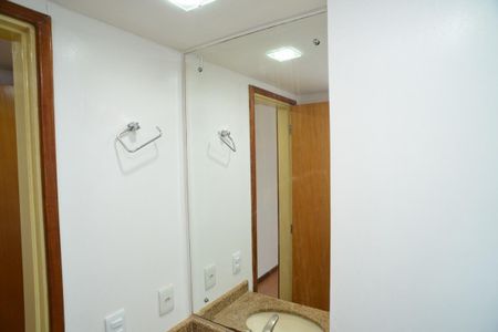 Banheiro Suíte de apartamento para alugar com 4 quartos, 139m² em Barra da Tijuca, Rio de Janeiro