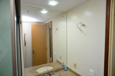 Apartamento para alugar com 139m², 4 quartos e 2 vagas Apartamento para alugar com 139m², 4 quartos e 2 vagasBanheiro Social