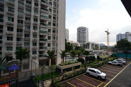 Apartamento para alugar com 139m², 4 quartos e 2 vagas Apartamento para alugar com 139m², 4 quartos e 2 vagasVaranda