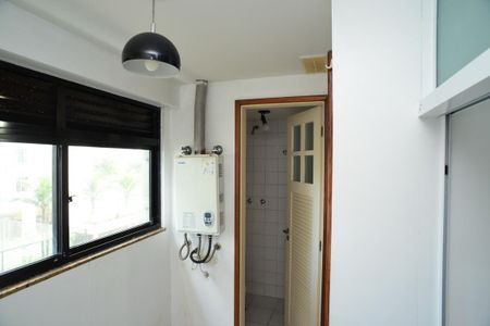 Apartamento para alugar com 139m², 4 quartos e 2 vagas Apartamento para alugar com 139m², 4 quartos e 2 vagasÁrea de Serviço