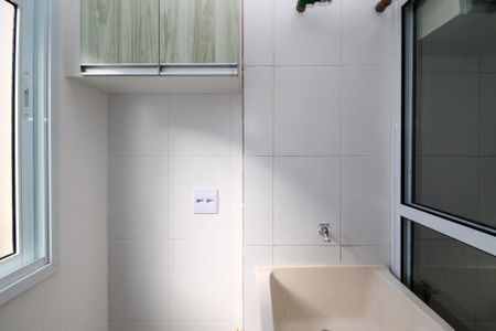 Apartamento para alugar com 46m², 2 quartos e 1 vaga Apartamento para alugar com 46m², 2 quartos e 1 vagaLavanderia
