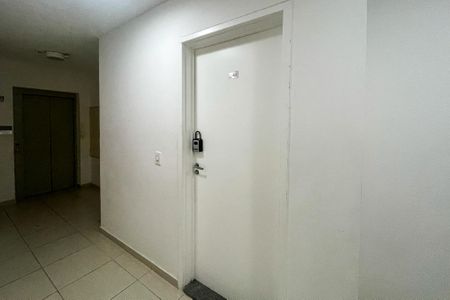 Apartamento para alugar com 46m², 2 quartos e 1 vaga Apartamento para alugar com 46m², 2 quartos e 1 vagaHall Andar