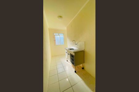 Cozinha de apartamento para alugar com 2 quartos, 54m² em Jardim Arco-iris, Cotia