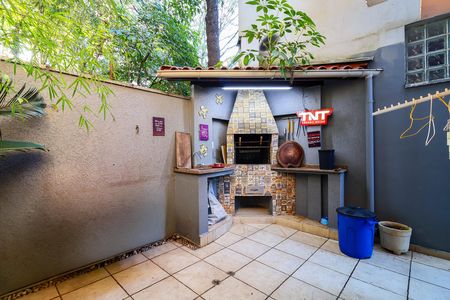 Casa de condomínio à venda com 220m², 3 quartos e 3 vagas