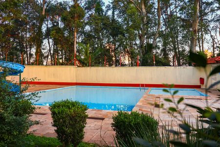 Casa de condomínio à venda com 220m², 3 quartos e 3 vagas