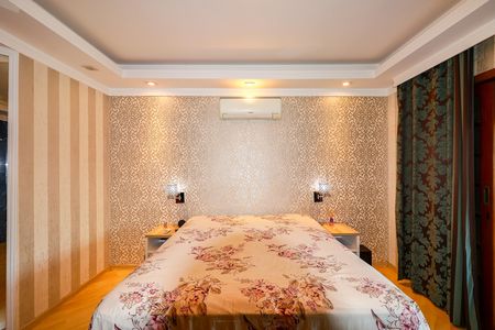 Casa de condomínio à venda com 220m², 3 quartos e 3 vagas