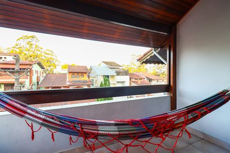 Casa de condomínio à venda com 220m², 3 quartos e 3 vagas