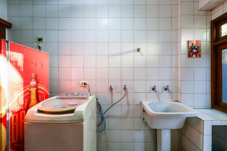 Casa de condomínio à venda com 220m², 3 quartos e 3 vagas