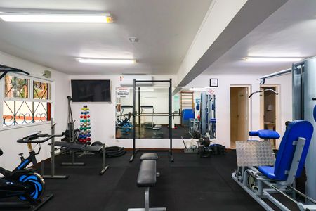 Casa de condomínio à venda com 220m², 3 quartos e 3 vagas