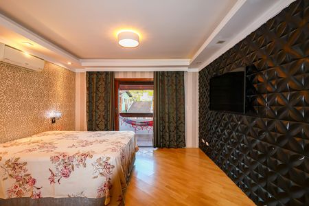 Casa de condomínio à venda com 220m², 3 quartos e 3 vagas