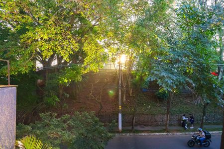 Casa de condomínio à venda com 220m², 3 quartos e 3 vagas
