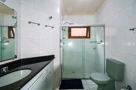 Casa de condomínio à venda com 220m², 3 quartos e 3 vagas