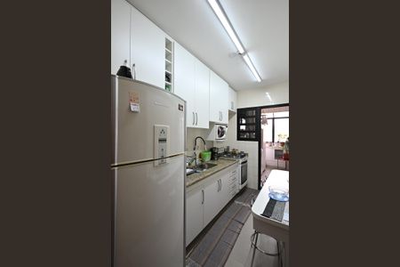 Cozinha de apartamento à venda com 3 quartos, 90m² em Vila Sonia, São Paulo