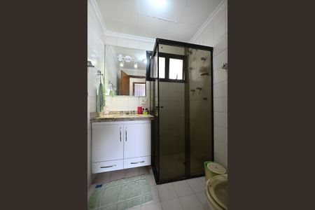 Banheiro de apartamento à venda com 3 quartos, 90m² em Vila Sonia, São Paulo