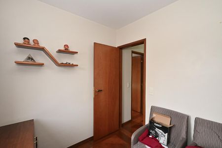 Apartamento à venda com 90m², 3 quartos e 2 vagasQuarto 2