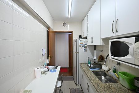 Apartamento à venda com 90m², 3 quartos e 2 vagasCozinha