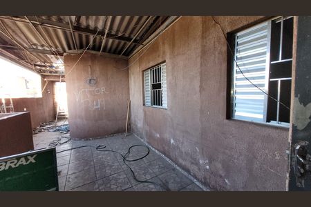 Casa para alugar com 50m², 1 quarto e 1 vaga
