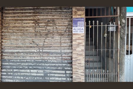 Casa para alugar com 50m², 1 quarto e 1 vaga Casa para alugar com 50m², 1 quarto e 1 vagaPlaquinha código CQYR-409 1ASP1000-409