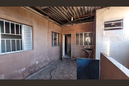 Casa para alugar com 50m², 1 quarto e 1 vaga