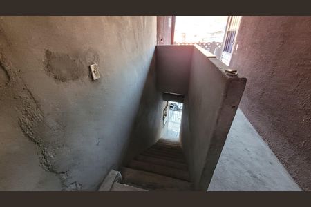Casa para alugar com 1 quarto, 50m² em Jardim Miray, Itaquaquecetuba