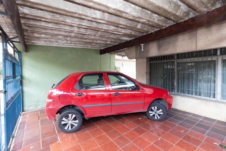 Casa à venda com 300m², 2 quartos e 4 vagas Casa à venda com 300m², 2 quartos e 4 vagasGaragem