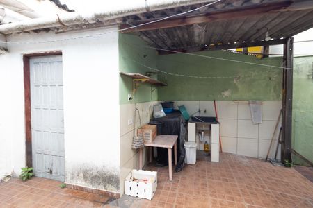 Casa à venda com 300m², 2 quartos e 4 vagas Casa à venda com 300m², 2 quartos e 4 vagasÁrea de Serviço