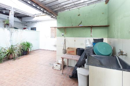 Casa à venda com 300m², 2 quartos e 4 vagas Casa à venda com 300m², 2 quartos e 4 vagasÁrea de Serviço