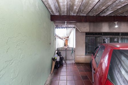 Garagem de casa à venda com 2 quartos, 300m² em Vila Curuçá Velha, São Paulo