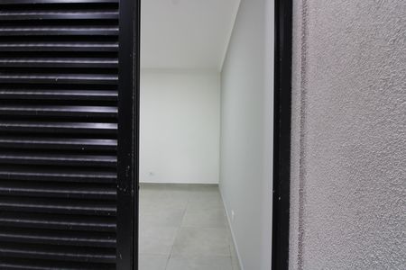 Varanda quarto 1 de apartamento para alugar com 2 quartos, 49m² em Vila Ré, São Paulo
