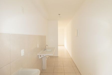 Apartamento para alugar com 44m², 2 quartos e 1 vaga Apartamento para alugar com 44m², 2 quartos e 1 vagaCozinha e Área de Serviço