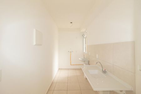 Apartamento para alugar com 44m², 2 quartos e 1 vaga Apartamento para alugar com 44m², 2 quartos e 1 vagaCozinha e Área de Serviço