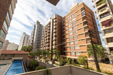 VISTA DA SACADA de apartamento à venda com 1 quarto, 40m² em Cambuí, Campinas