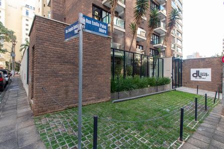 Apartamento à venda com 40m², 1 quarto e 1 vaga Apartamento à venda com 40m², 1 quarto e 1 vagaFACHADA