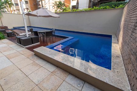 Apartamento à venda com 40m², 1 quarto e 1 vaga Apartamento à venda com 40m², 1 quarto e 1 vagaÁREA COMUM - PISCINA
