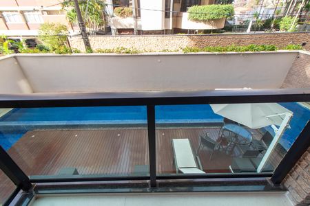 SACADA de apartamento à venda com 1 quarto, 40m² em Cambuí, Campinas